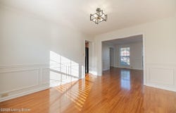 9206 Newbury Ct, Prospect, KY 40059