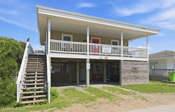 415 N Shore Drive, Surf City, NC 28445