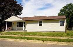 943 Erskine Avenue, Akron, OH 44306
