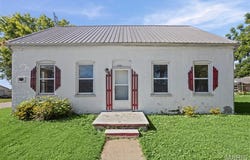 700 Walnut Street, Germantown, IL 62245