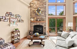 391 Rich Hill Rd, Upper Burrell, PA 15068