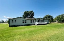 1019 E Carey, Shattuck, OK 73858