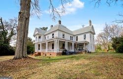 275 Rose Avenue, Barnesville, GA 30204