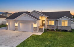 2467 W 3375 S, West Haven, UT 84401
