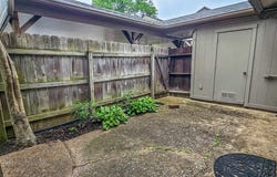 7024 COUNTRY Rd, Germantown, TN 38138