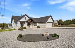 101 Jerry Gray, Blanco, TX 78606