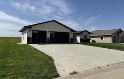 603 Mill Pond Rd, Rock Rapids, IA 51246