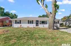 1105 6TH Street, Pawnee, IL 62558