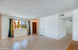 2815 E SYLVIA Street, Phoenix, AZ 85032