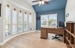 404 Moss Cove Drive, Aubrey, TX 76227