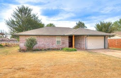 20040 Timberidge Road, Harrah, OK 73045