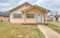 308 Sharp Avenue, Ballinger, TX 76821