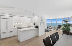 195 N Harbor Drive, Chicago, IL 60601