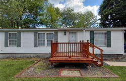 302 Polo Dr, Shelocta, PA 15774