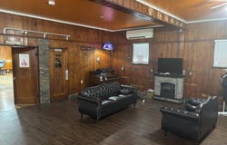 218 Parkhill Dr, Parkhill, PA 15945