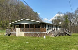 6753 Simmons Rd, Cambridge, OH 43725