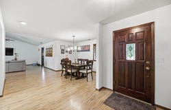 891 Sunriver Lane, Redding, CA 96001