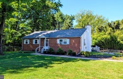 15 LOCKSLEY RD, GLEN MILLS, PA 19342