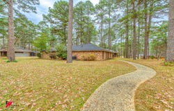 1404 N Acres Circle, Springhill, LA 71075