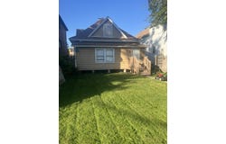 8 W 137th Place, Riverdale, IL 60827