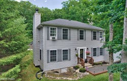 195 Marcel Drive, Dingmans Ferry, PA 18328