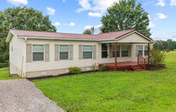 21 Louis Waddle Road, Science Hill, KY 42553