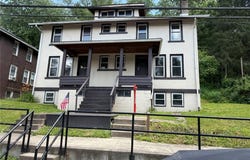 468 Hill Street, Beech Bottom, WV 26037