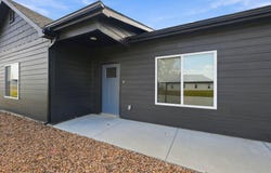 819 S Jay St, Valley Center, KS 67147-8948