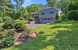 115 Autumn Drive, Hauppauge, NY 11788