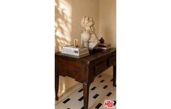 1168 N Doheny Dr, Los Angeles, CA 90069