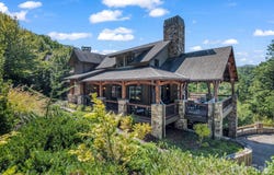 140 Settings Boulevard, Black Mountain, NC 28711