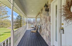 5373 N Gunnell Road, Dimondale, MI 48821