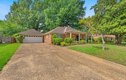 7027 BOXBOROUGH Cv, Memphis, TN 38119