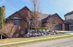 515 S TANGLEWOOD Loop E, North Salt Lake, UT 84054