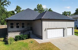4 Clovelly Lane, Bella Vista, AR 72715
