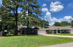 1005 SE 5th Street, Wagoner, OK 74467