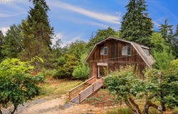 29374 FERNCREST Dr, Rainier, OR 97048