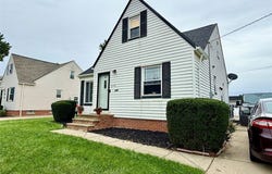 16299 Pike Boulevard, Brook Park, OH 44142