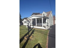 51 Tameling Avenue, Babylon, NY 11702