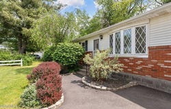 102 Evans Road, Rotterdam, NY 12306
