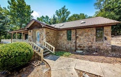 1223 Eagle Point Road, Mountain View, AR 72560