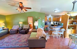 1118 W C Ave, LaCenter, WA 98629