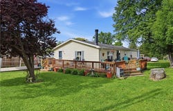 806 West Street, Stewartsville, MO 64490