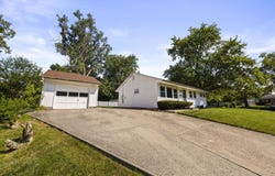35 Richards Drive, Delaware, OH 43015