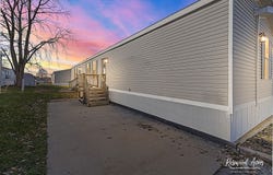 30 Saint Michaels Drive, Bourbonnais, IL 60914