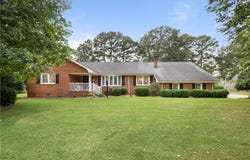 203 Scarlett Drive, Chesapeake, VA 23322