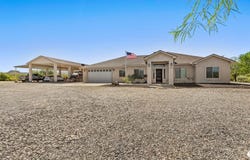3883 W Valley View Rd, Thatcher, AZ 85552