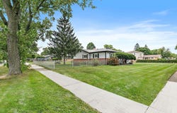435 Kingman Lane, Hoffman Estates, IL 60169