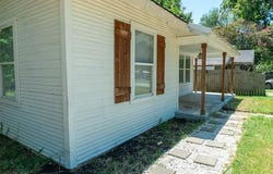 1320 N 4th Avenue, Durant, OK 74701