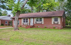 116 Bailey Rd, Yorktown, VA 23692